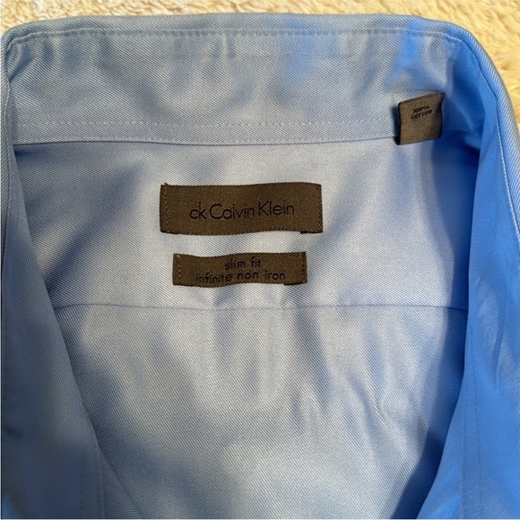 🆕 & EUC Men’s Button Down Shirt Bundle of 6 — Dress Sharp & Save! - Picture 3 of 16